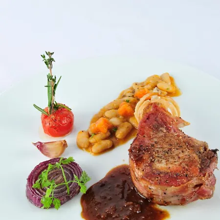 Le Viscos Отель